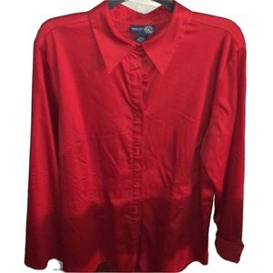 Venezia Jeans  size 14-16 Red button down shirt  dark cranberry shade NWOT